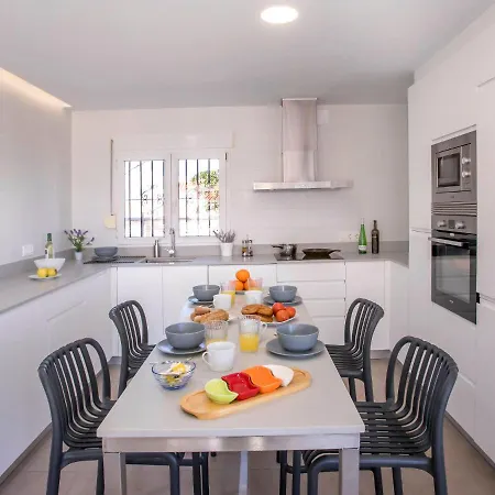 Holiday home Holiday Casa Chill By Interhome